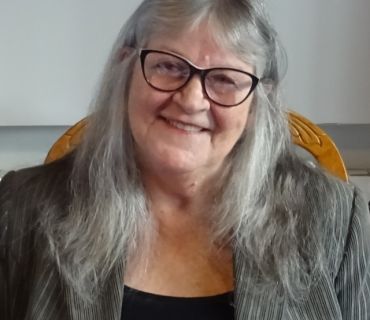 Portrait of Tina Clark - Online Counselling and Supervision